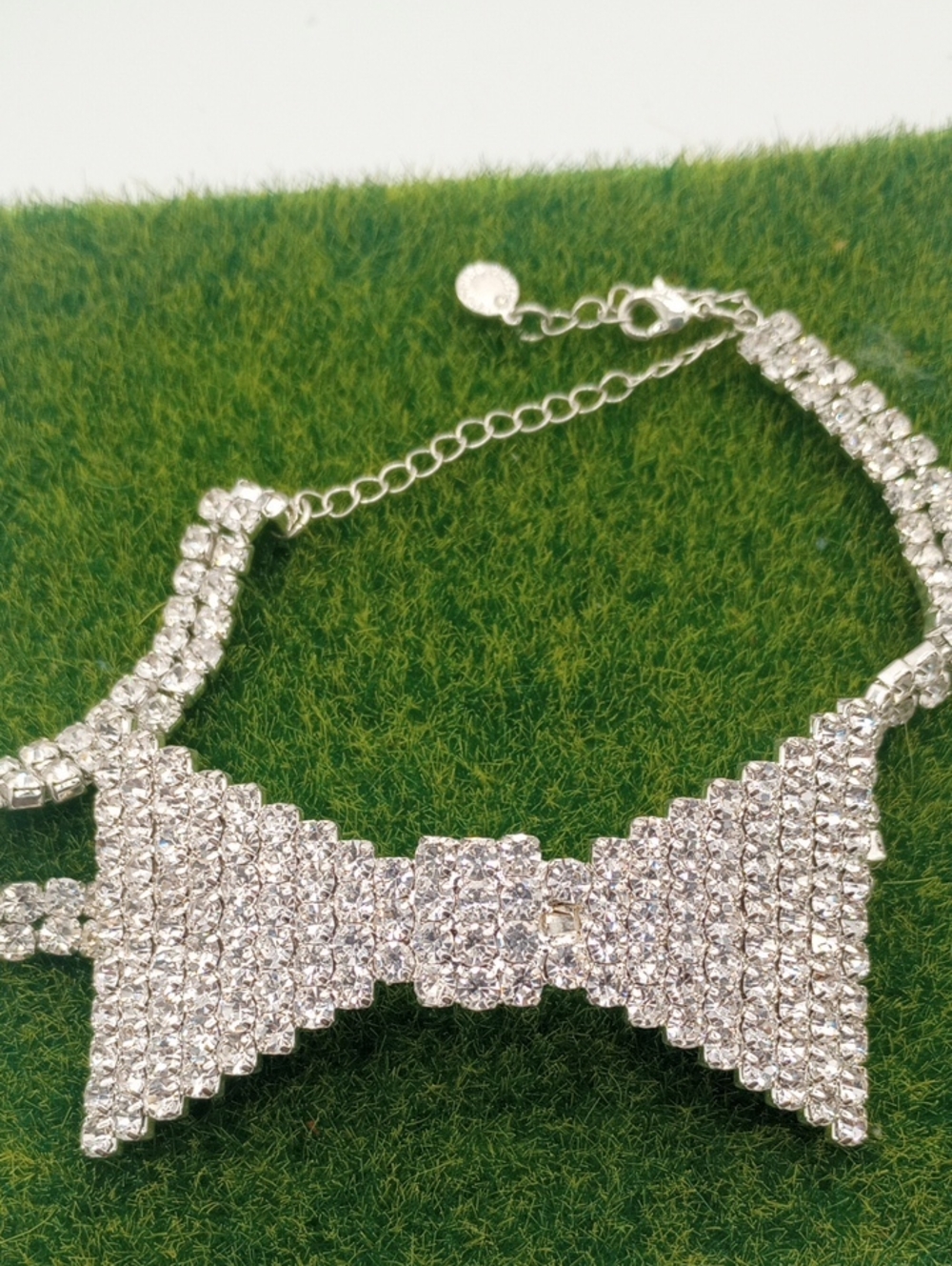 Rhinestone Bow Statement Necklace - Silver Tone Sparkle Missing One Stone  N411